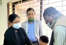 চট্টগ্রামে বিশেষ চাহিদাসম্পন্ন শিক্ষার্থীদের ভ্যাকসিন